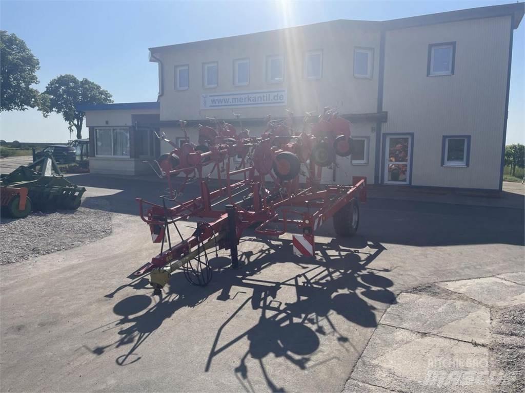 Lely Lotus 900P مكابس وميبسات التبن