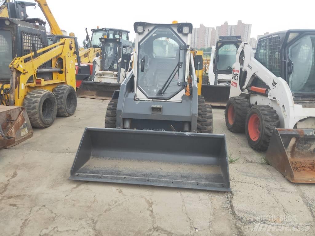 LiuGong CLG 375 B لوادر انزلاقية التوجيه