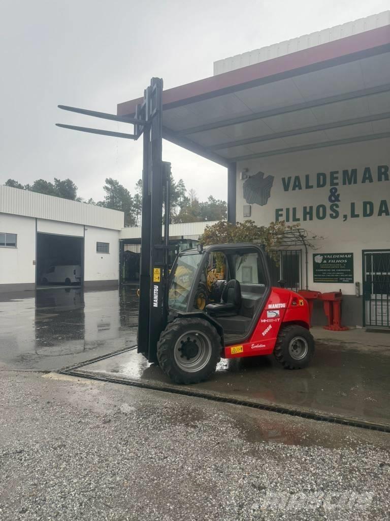 Manitou MH 25.4 T شاحنات الطرق الوعرة