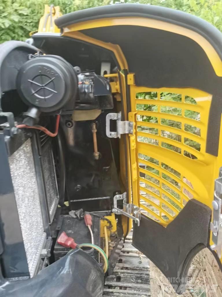 Komatsu PC 35 MR حفارات صغيرة أقل من 7 طن (حفارات صغيرة)