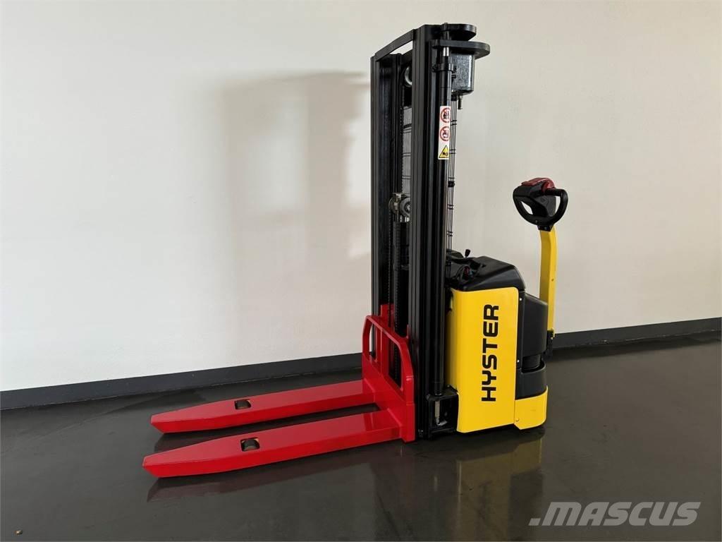 Hyster S1.2 معدات التكديس الجوالة