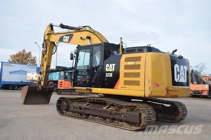 CAT 323E-stock id2 حفارات زحافة