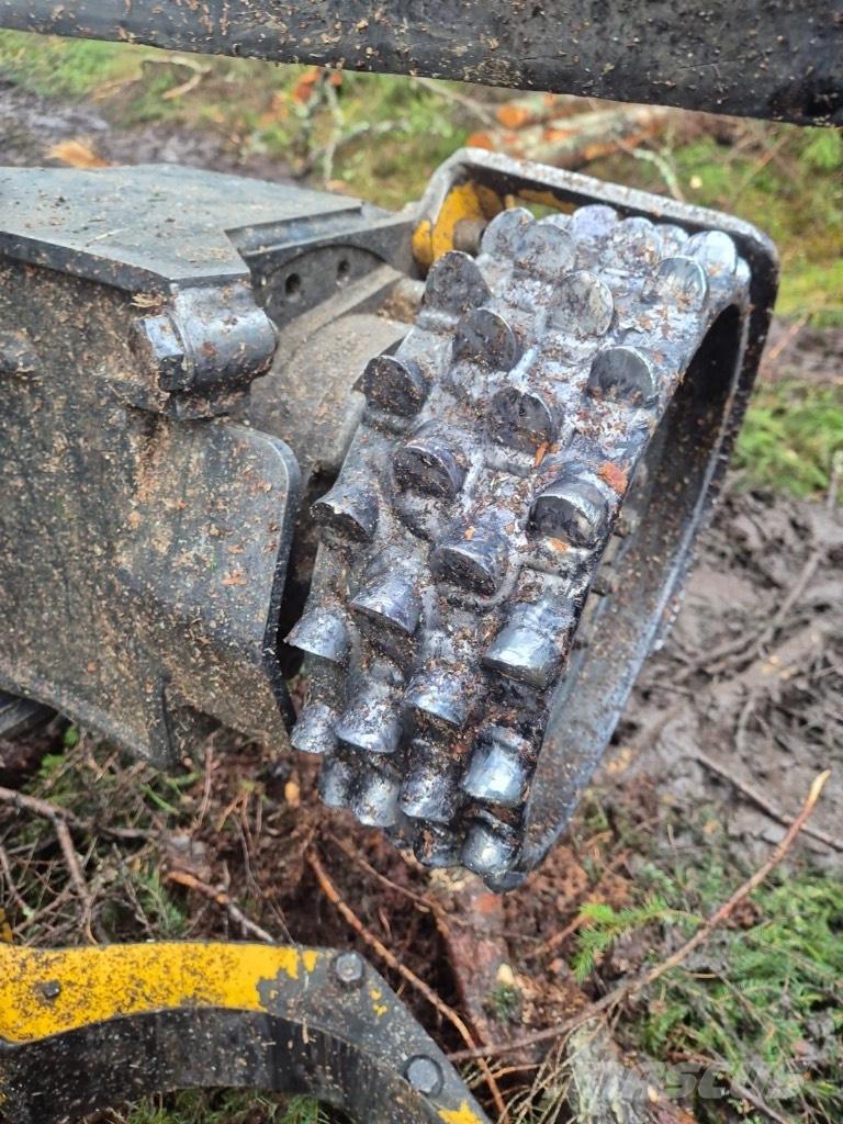 Ponsse Bear 6W حصادات