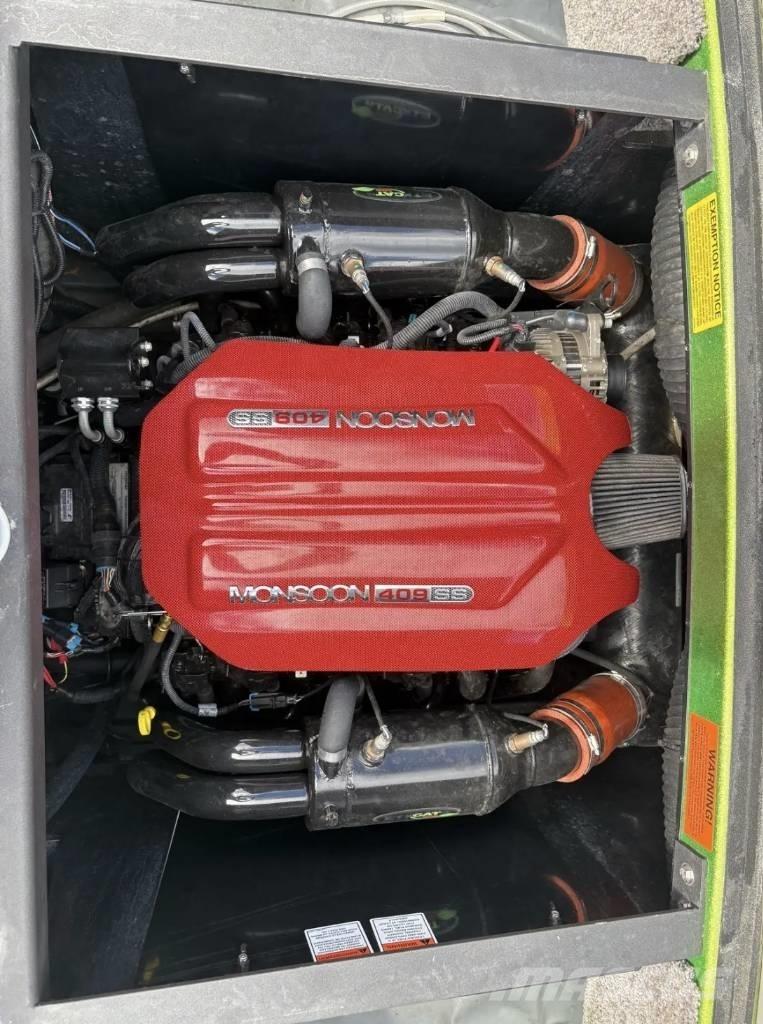  Malibu 23 LSV زوارق العمل / مراكب شحن