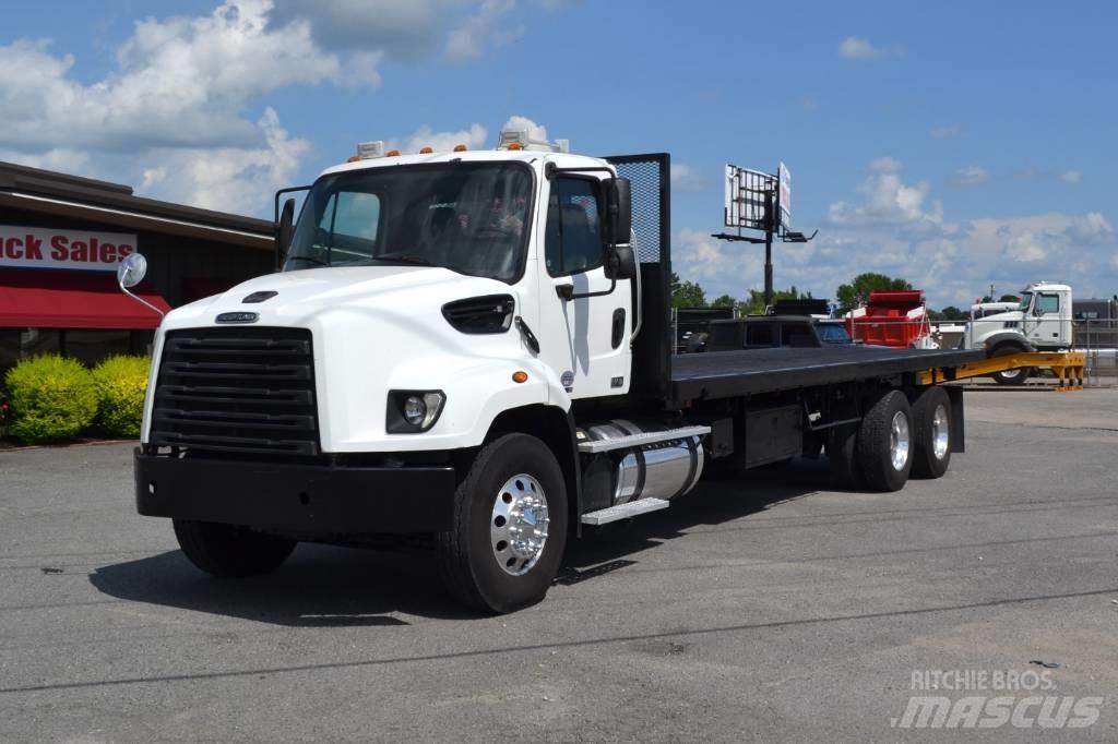 Freightliner 114SD شاحنات مسطحة/مفصلية الجوانب