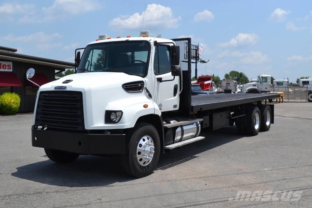 Freightliner 114SD شاحنات مسطحة/مفصلية الجوانب