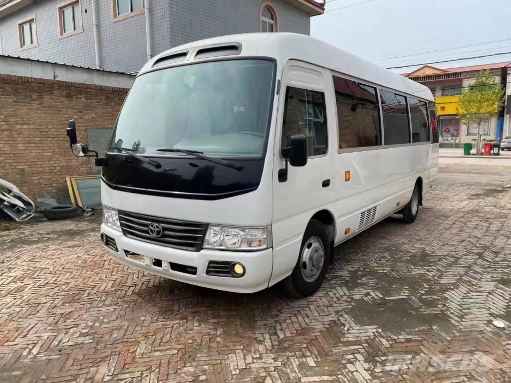 Toyota Coaster Bus حافلة صغيرة