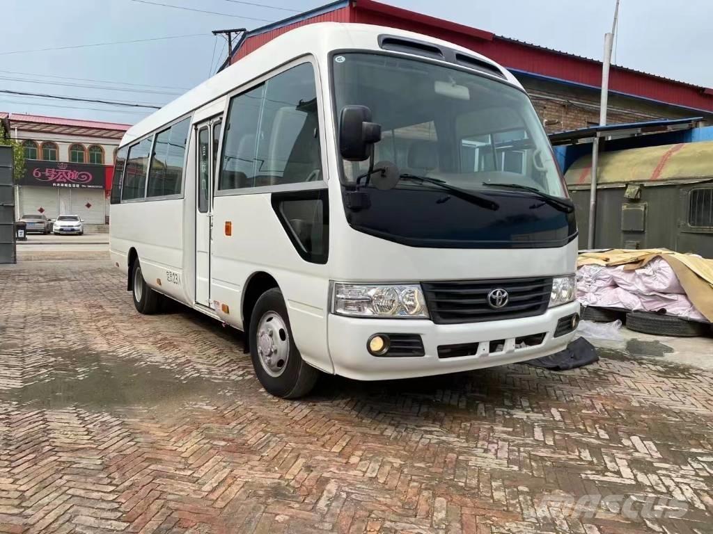 Toyota Coaster Bus حافلة صغيرة
