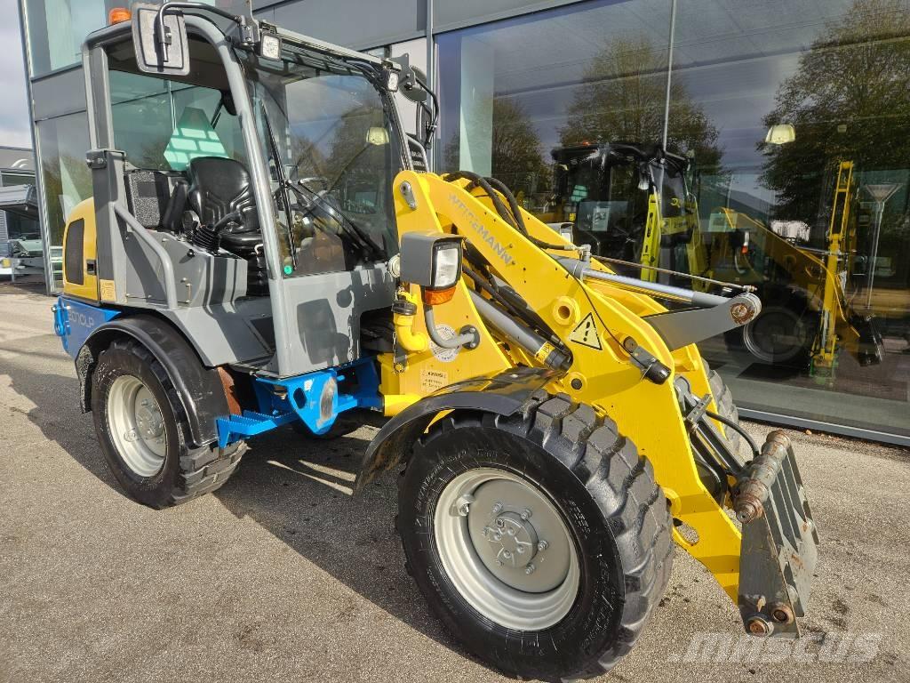 Weidemann 2070LP لوادر صغيرة