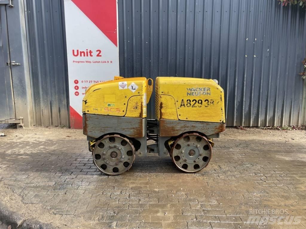 Wacker Neuson RTSC 3 مداحل ثنائية الاسطوانة
