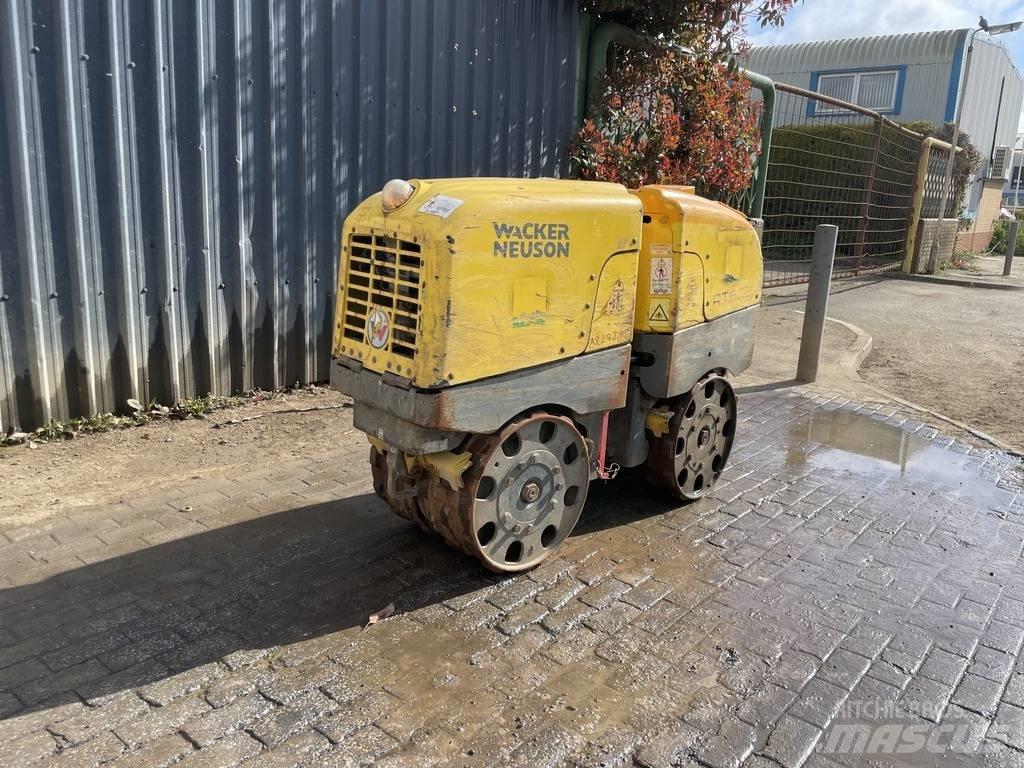 Wacker Neuson RTSC 3 مداحل ثنائية الاسطوانة