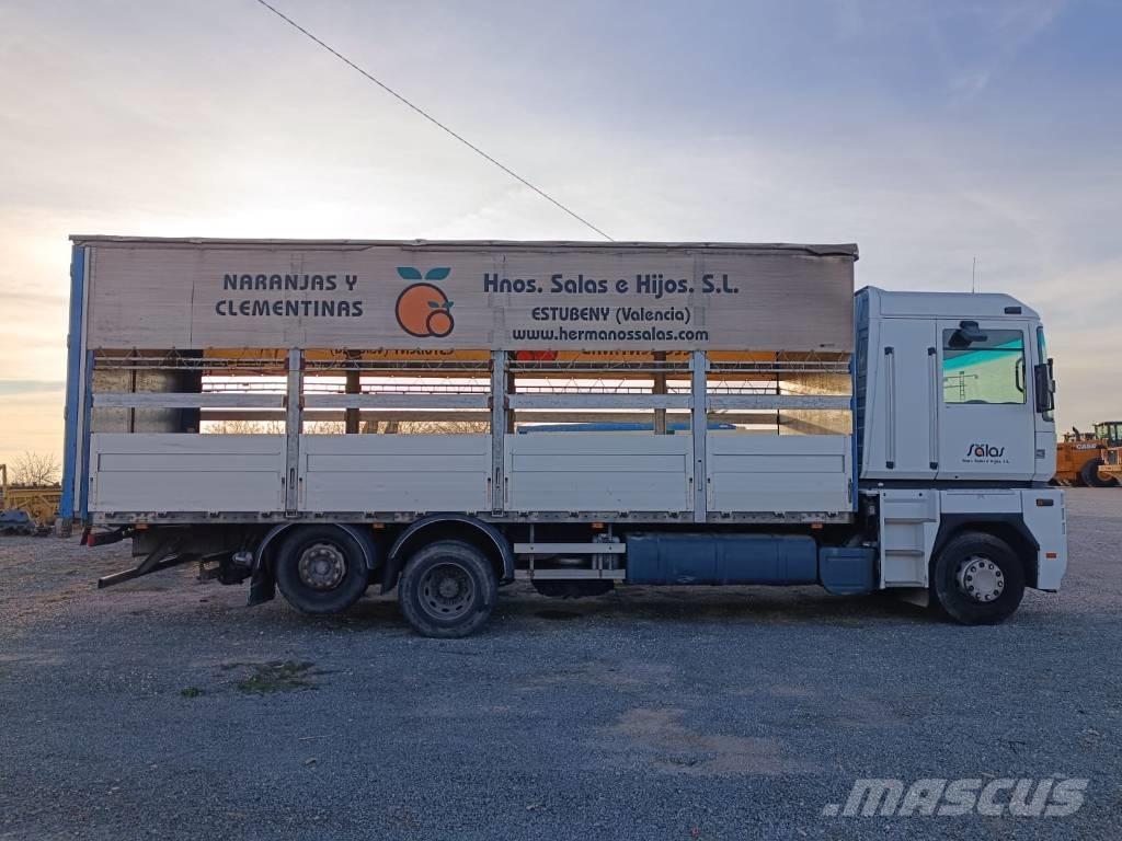 Renault Magnum 440 شاحنات مسطحة/مفصلية الجوانب