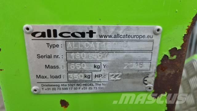  Allcat 180 لوادر صغيرة
