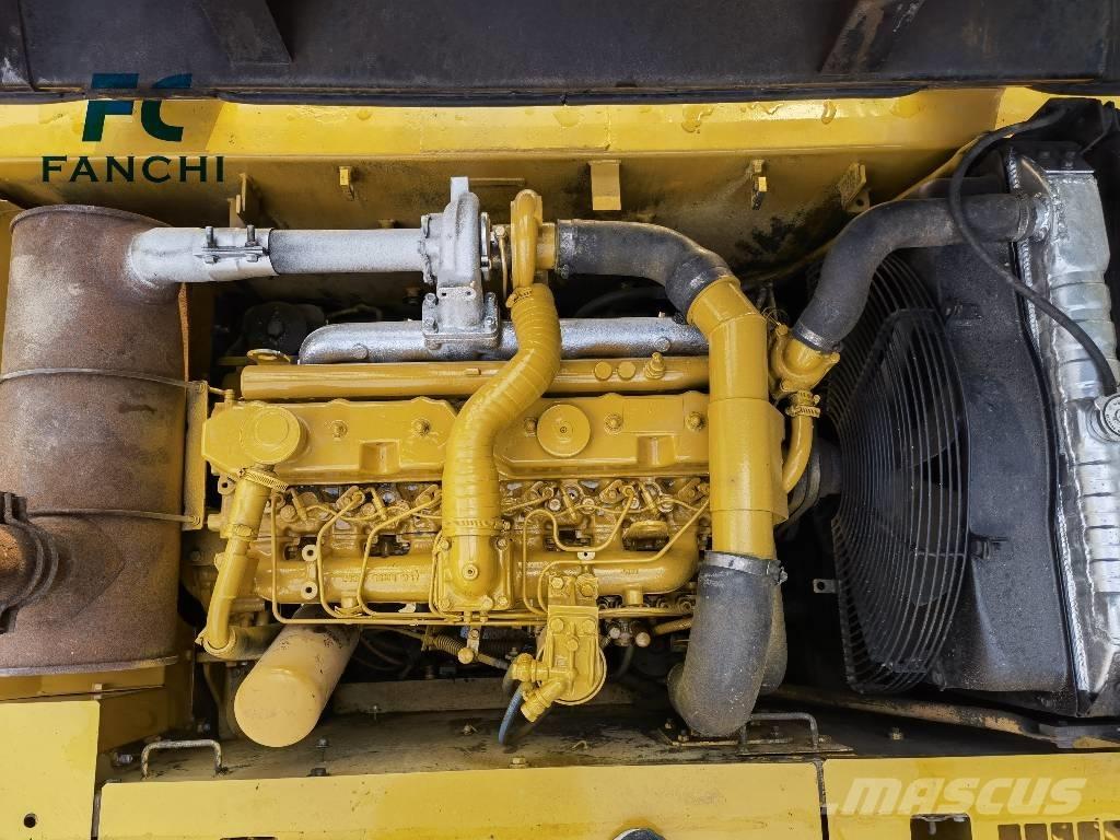 CAT 320 B L حفارات زحافة