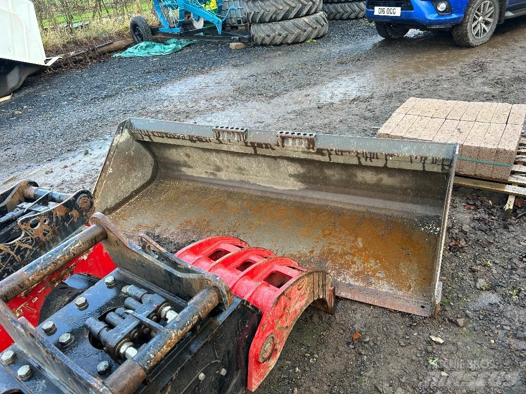 Bobcat T650 لوادر انزلاقية التوجيه
