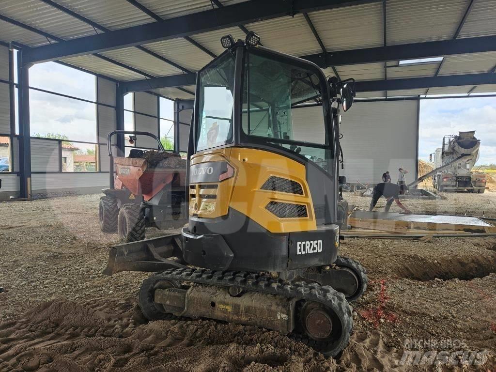Volvo ECR 25 D حفارات صغيرة أقل من 7 طن (حفارات صغيرة)