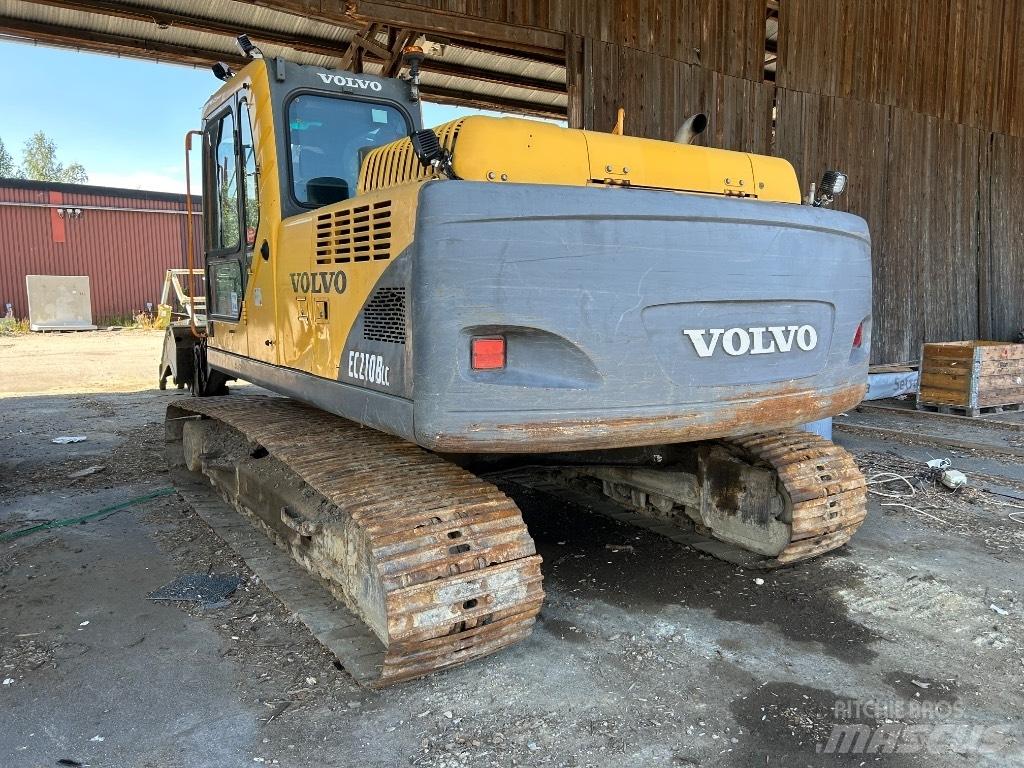 Volvo EC 210 B LC حفارات زحافة