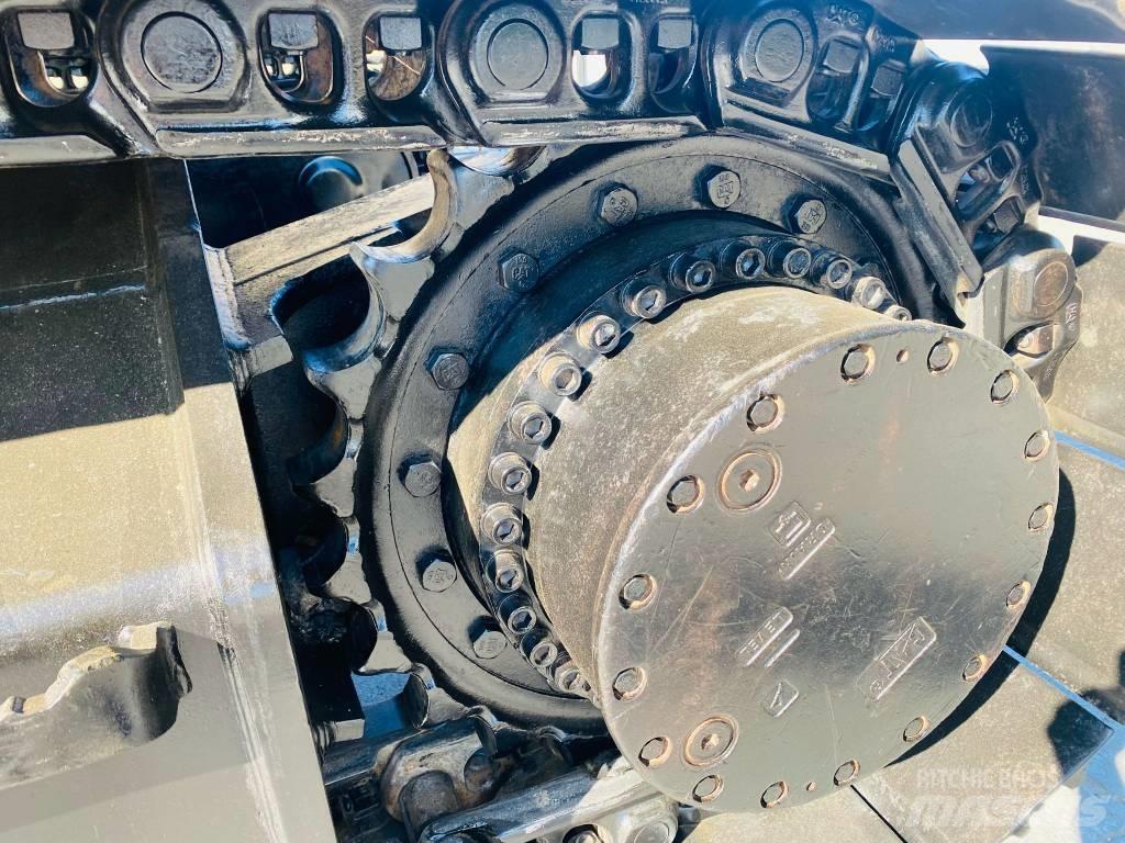 CAT 335 F L CR حفارات زحافة