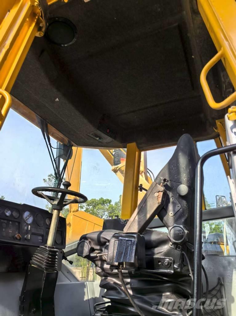 Dynapac CA 602 مداحل أحادية الأسطوانة