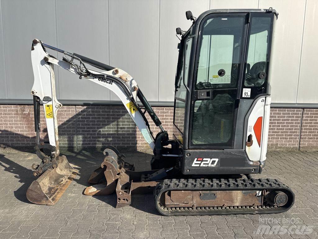 Bobcat E20 حفارات صغيرة أقل من 7 طن (حفارات صغيرة)