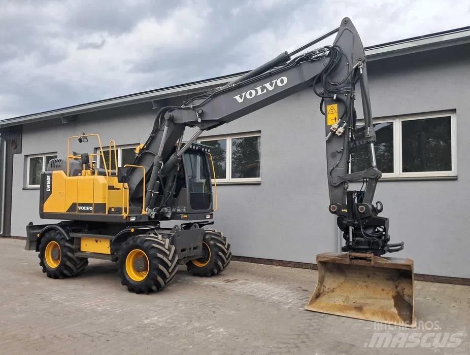 Volvo EW 160 E حفارات بعجل