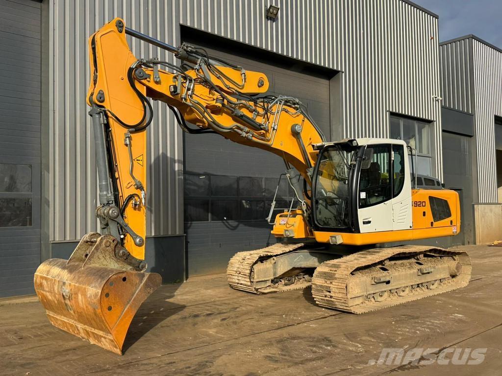Liebherr R920LC حفارات زحافة