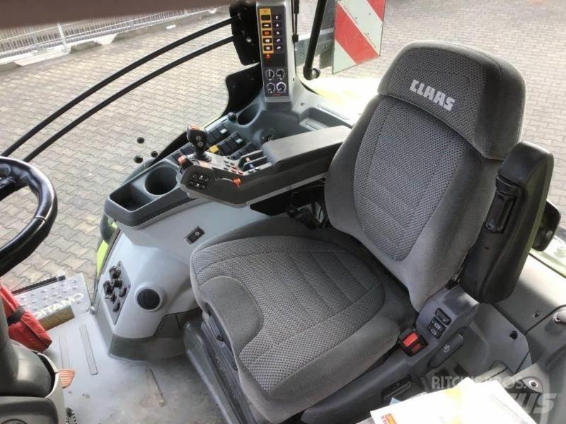 CLAAS AXION 810 الجرارات