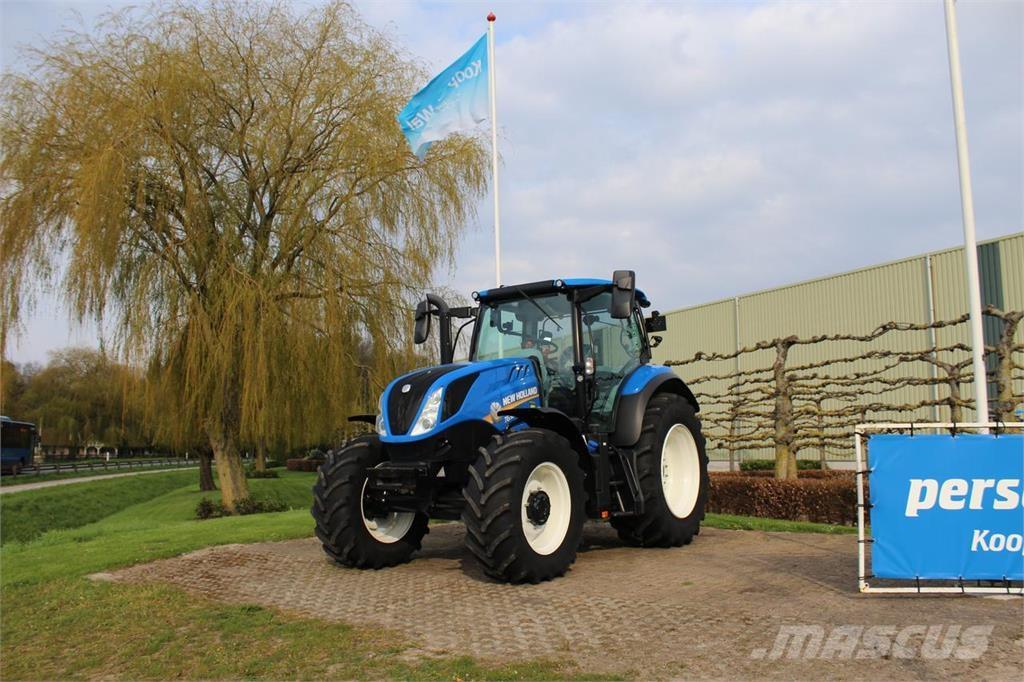 New Holland T6.155 الجرارات