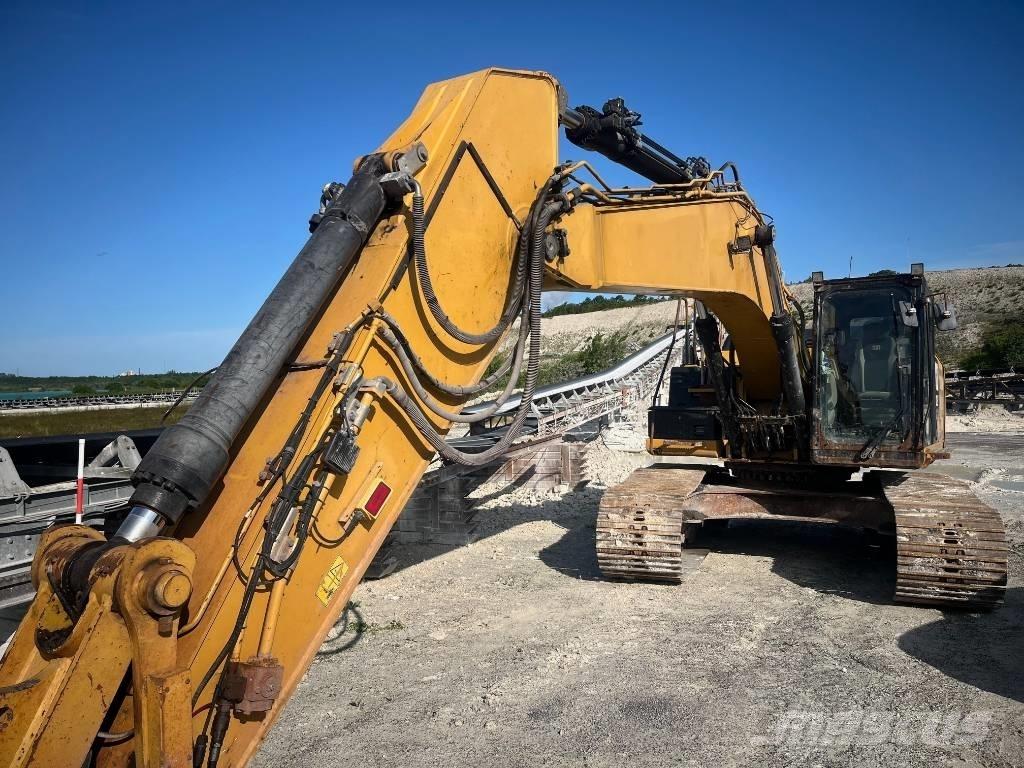 CAT 329 E حفارات زحافة
