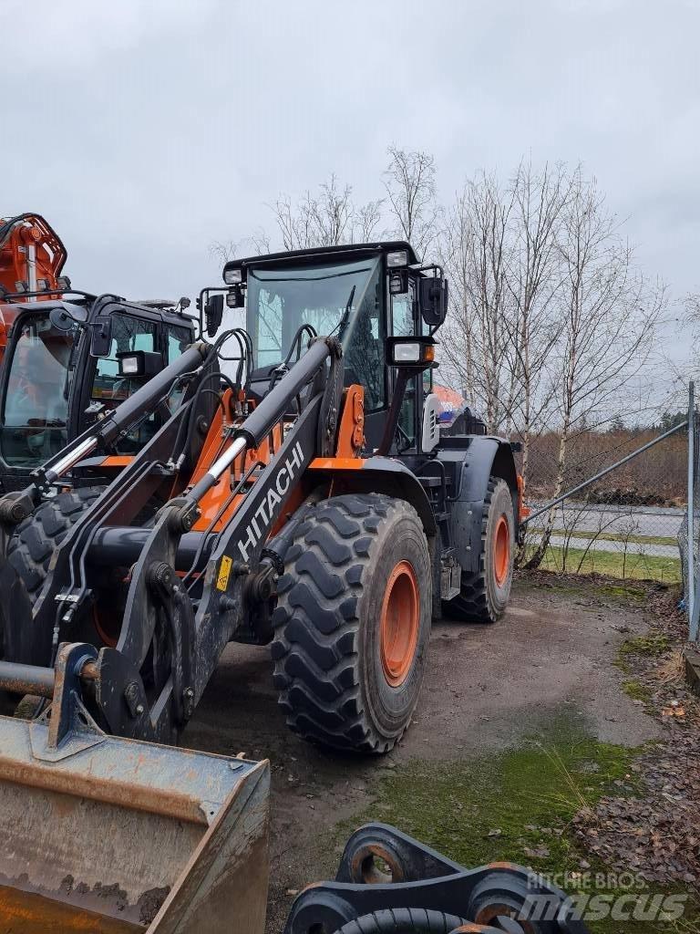 Hitachi ZW 180 PL-6 لوادر بعجل