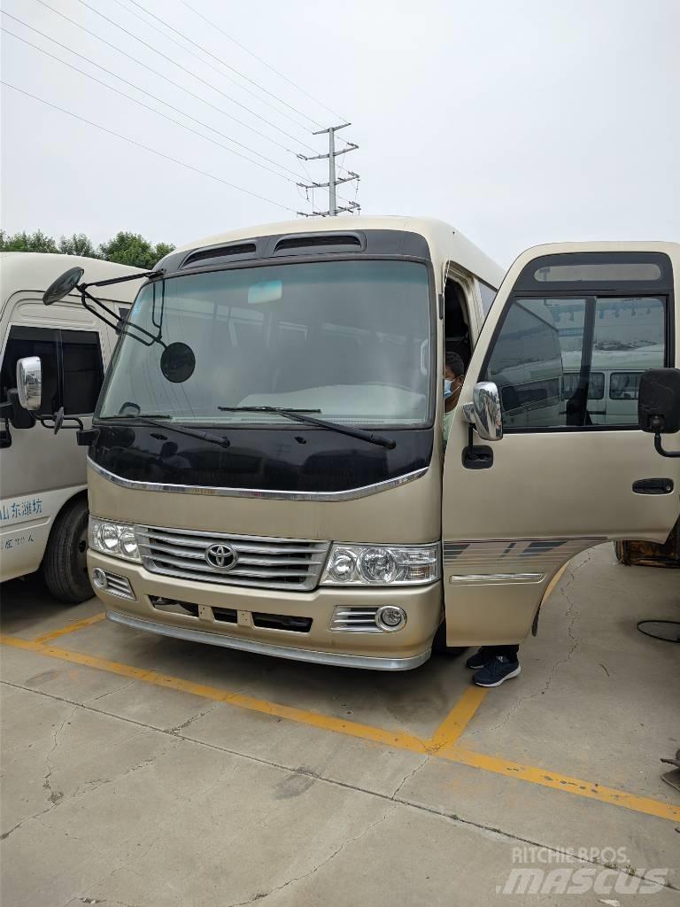 Toyota Coaster Bus حافلة صغيرة
