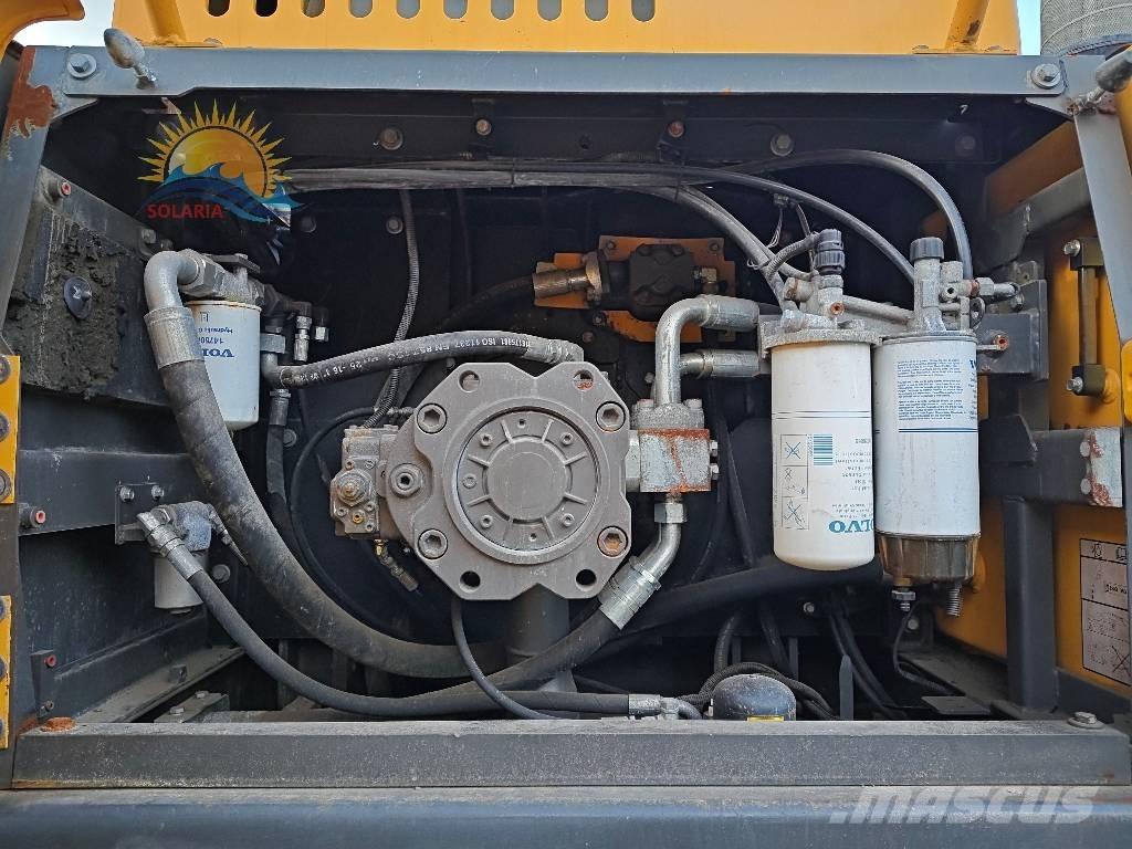 Volvo EC 480 D L حفارات زحافة