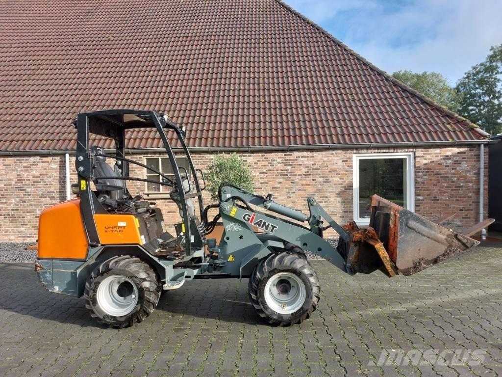 GiANT V 452 T X-tra لوادر صغيرة