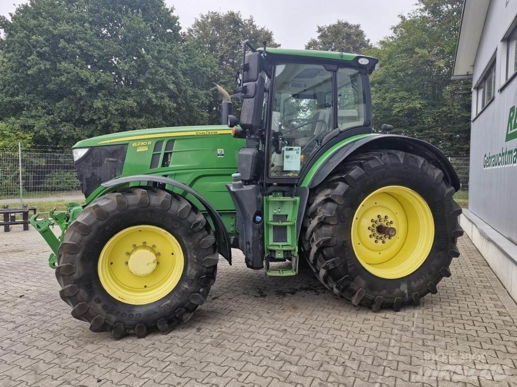 John Deere 6230R الجرارات