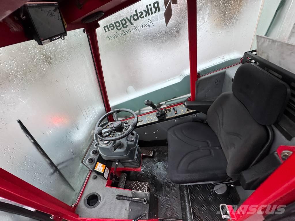 Timan Tool-Trac 245 ماكينات منفعة عامة