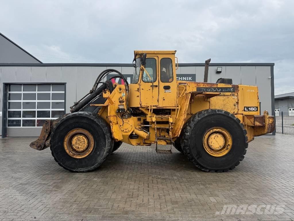 Volvo BM L 160 لوادر بعجل