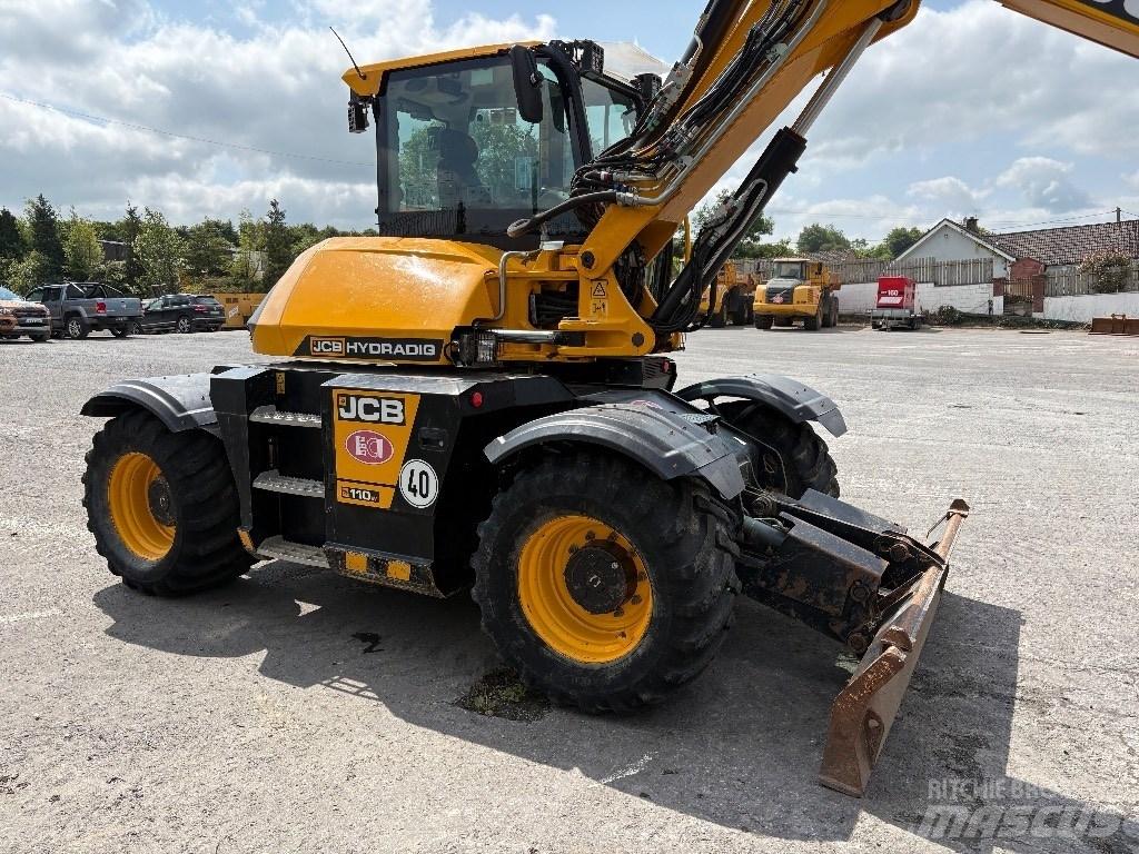 JCB Hydradig HD110T حفارات بعجل