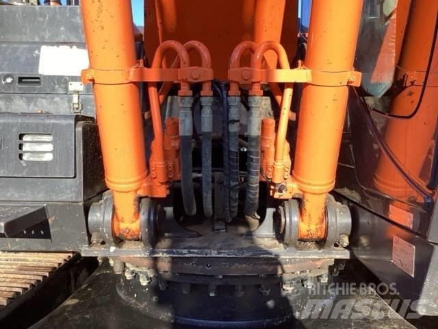 Hitachi ZX 250 LC-6 حفارات زحافة