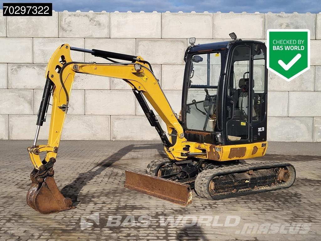CAT 302.7 D CR حفارات صغيرة أقل من 7 طن (حفارات صغيرة)