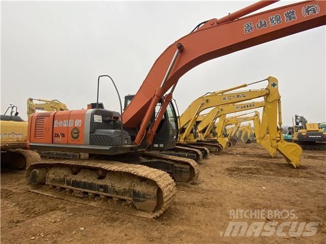 Hitachi ZX210-3 حفارات زحافة