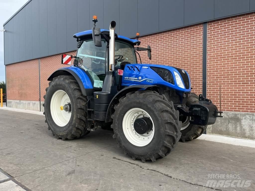New Holland T7.300 الجرارات