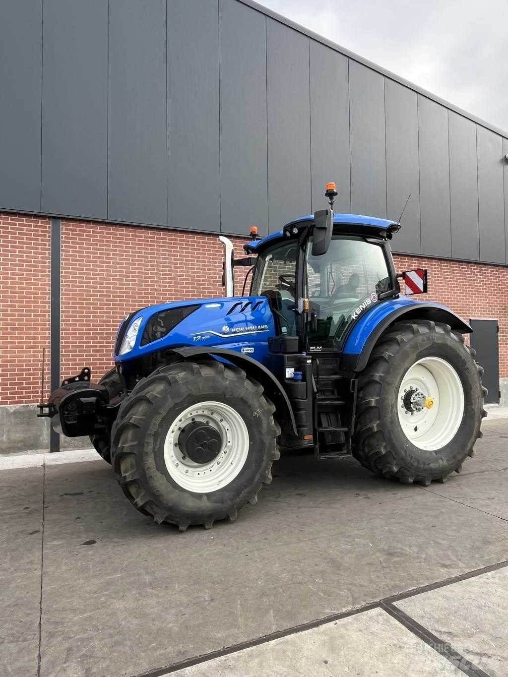 New Holland T7.300 الجرارات