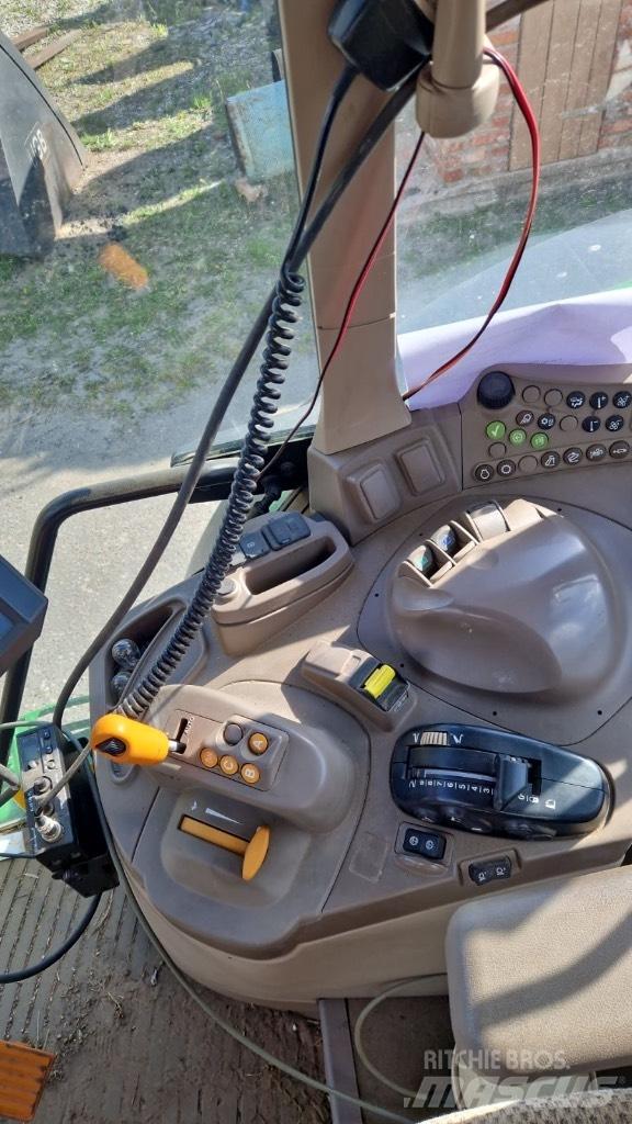 John Deere 6155 M الجرارات