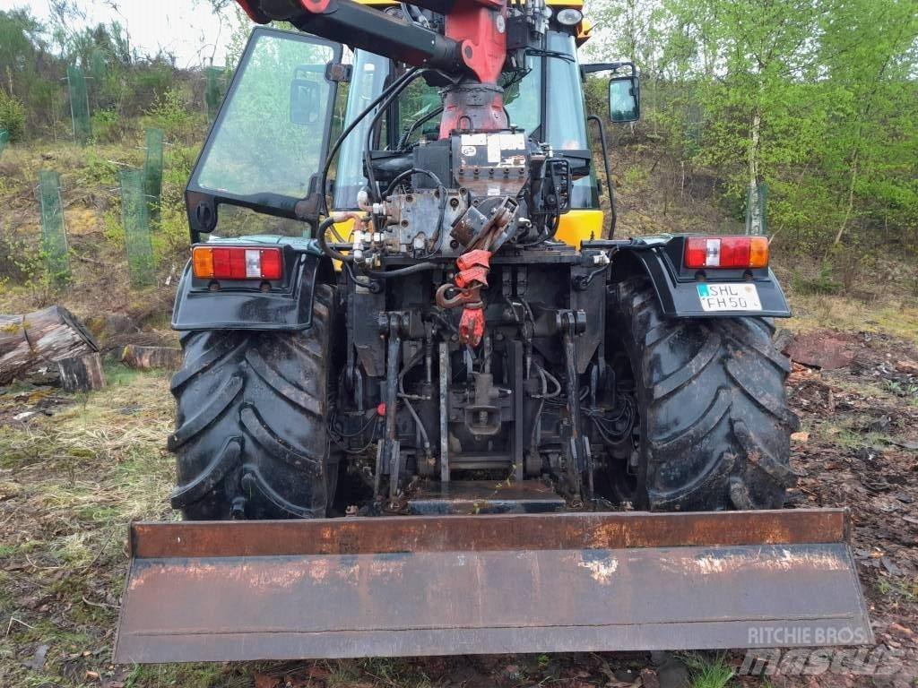 JCB 2155 ساحبات الأشجار