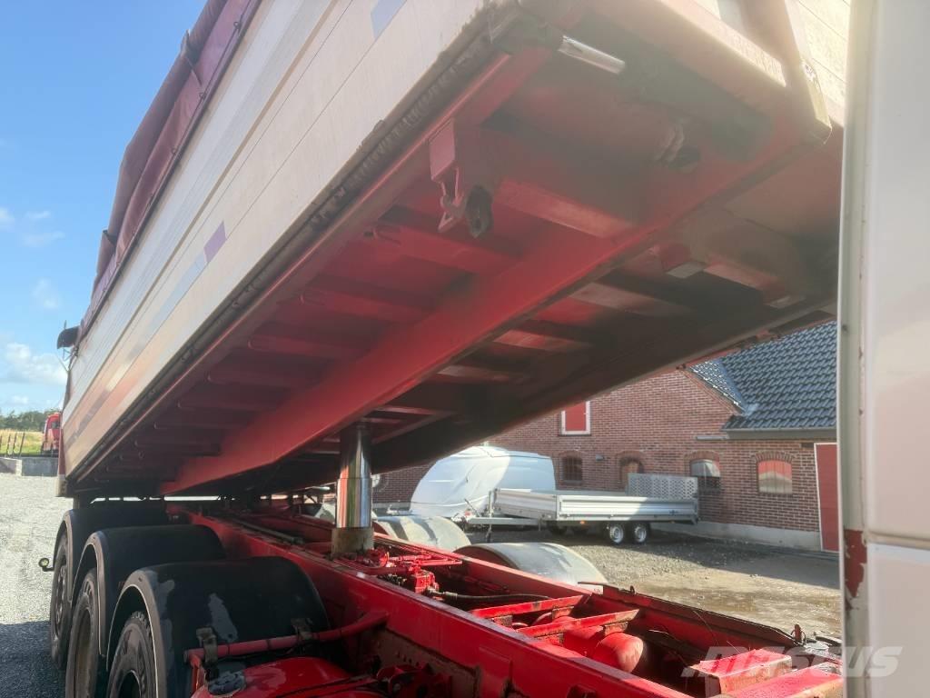 Volvo GMX 500 8x4 شاحنات قلابة