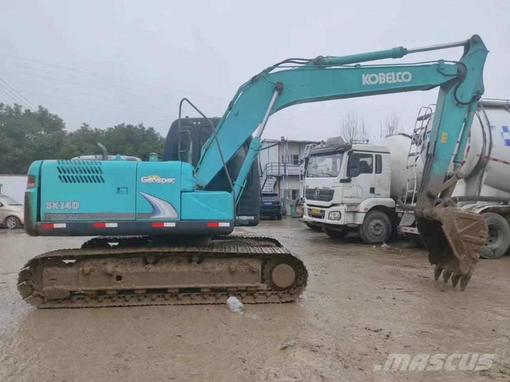 Kobelco SK 140 حفارات زحافة