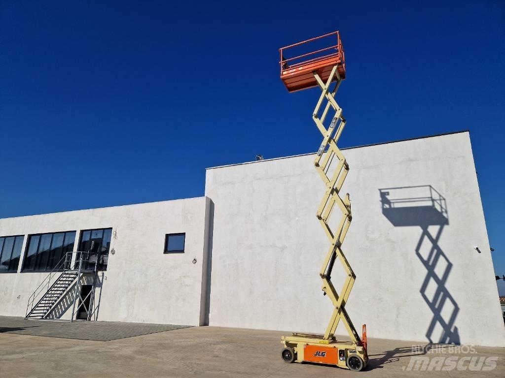 JLG 10 RS R387 رافعات مقصية الشكل