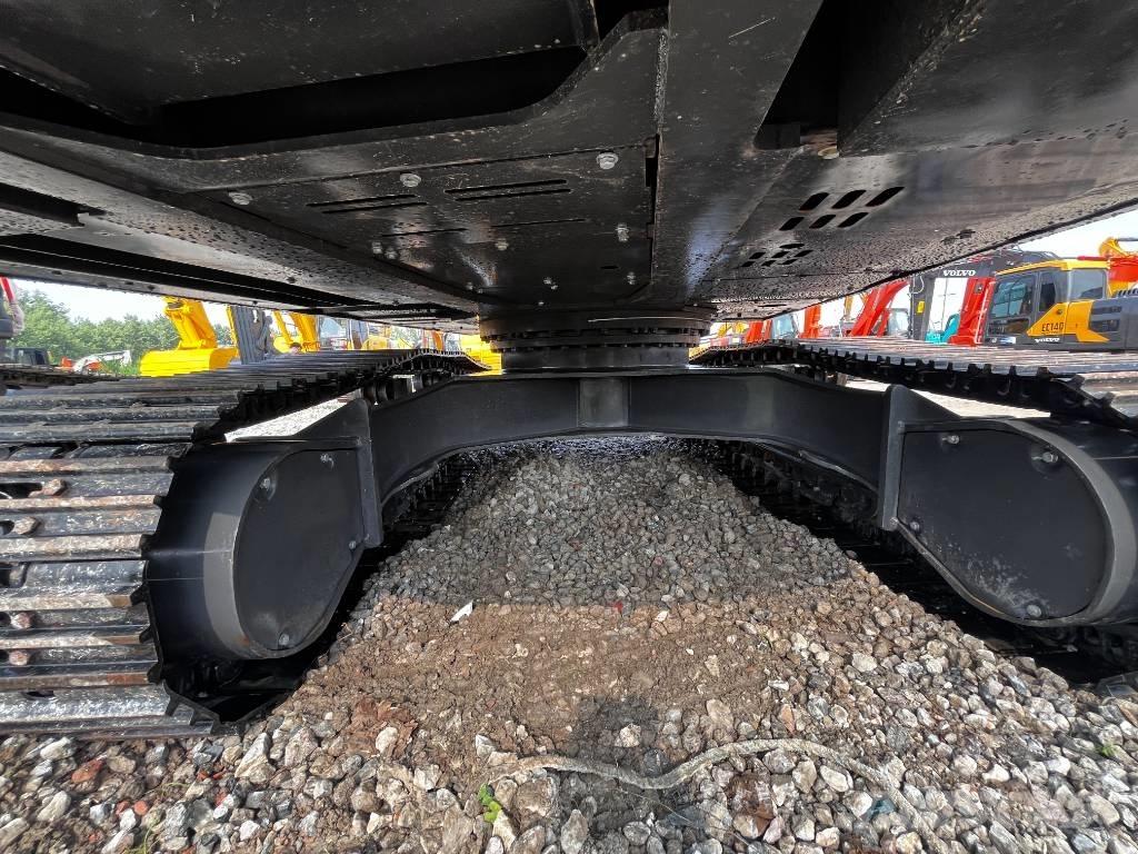 Volvo EC 300 D L حفارات زحافة