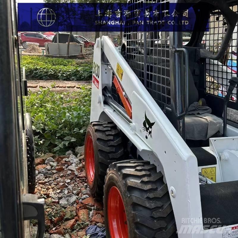 Bobcat S 130 لوادر انزلاقية التوجيه