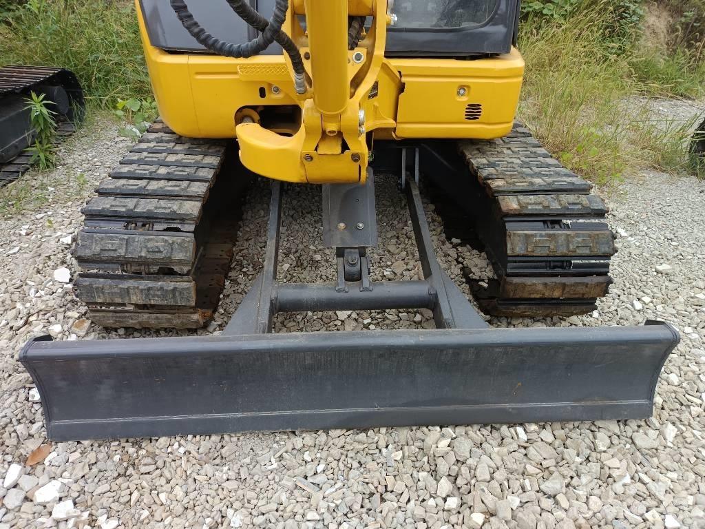 Komatsu PC 50 MR حفارات صغيرة أقل من 7 طن (حفارات صغيرة)